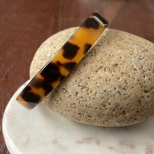 Acrylic Tortoiseshell Open Bangle Bracelet | Lightweight Classic Cuff